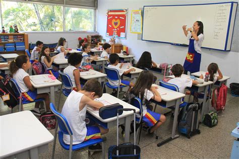 escola videos .